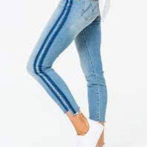 MOTHER Stunner Zip Ankle Step Fray Jean sz 29